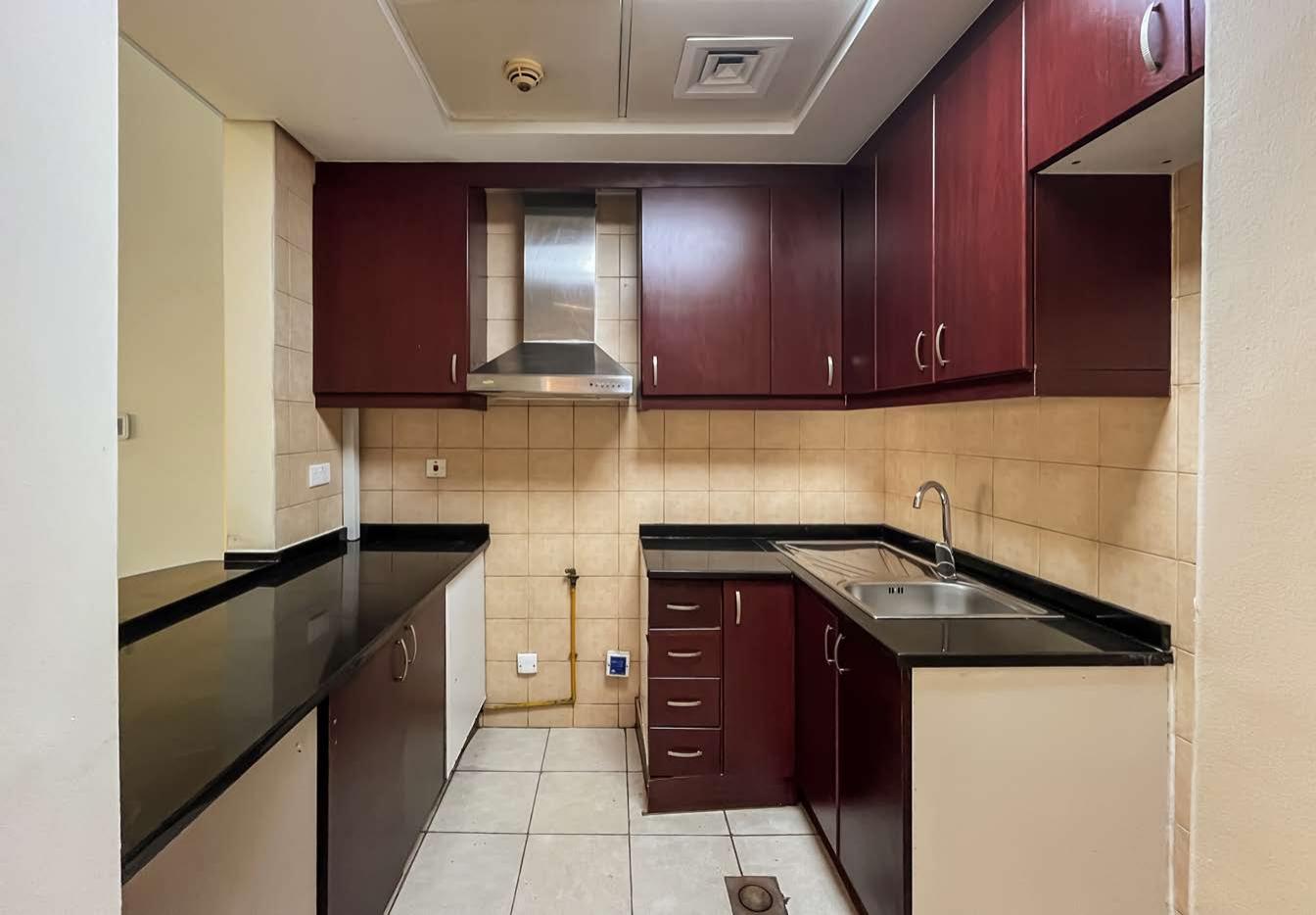 Kitchen before renovation