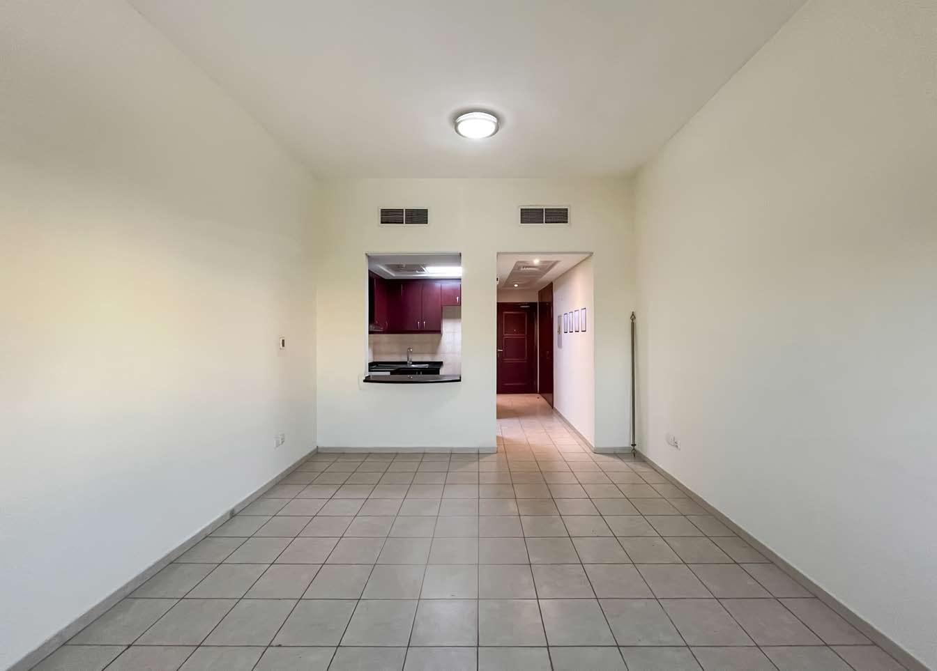 Living & Dining before renovation